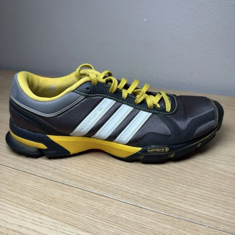 Adidas Marathon 10 Mens Shoes Size 8.5 Yellow Gray Running Workout Hawkeyes Iowa